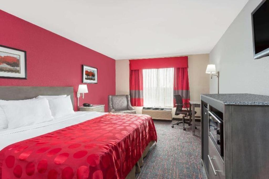 Clarion Pointe - Greensboro Coliseum Area מראה חיצוני תמונה
